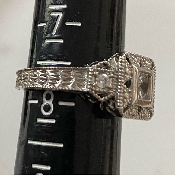 Vtg Sterling CZ Ring - Picture 5 of 8